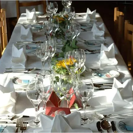 Hotel Rossli Busswil